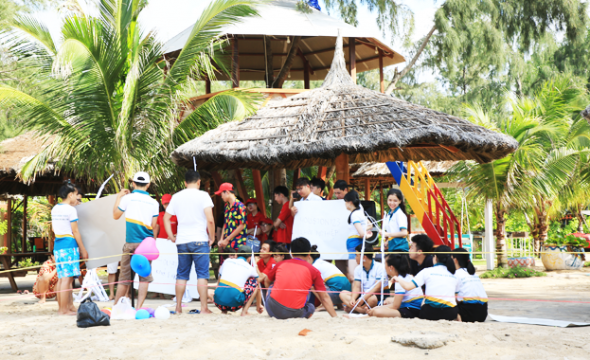 Top Khách Sạn Gần Biển Lagi