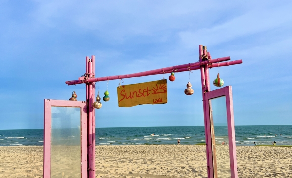 Đánh giá chân thực Sunset Beach Resort Lagi: Có thật sự đáng tiền để trải nghiệm?