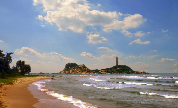 Review Khu Du Lịch Sunset Beach Lagi (2025): Giá Phòng & Hướng Dẫn Đặt Chỗ